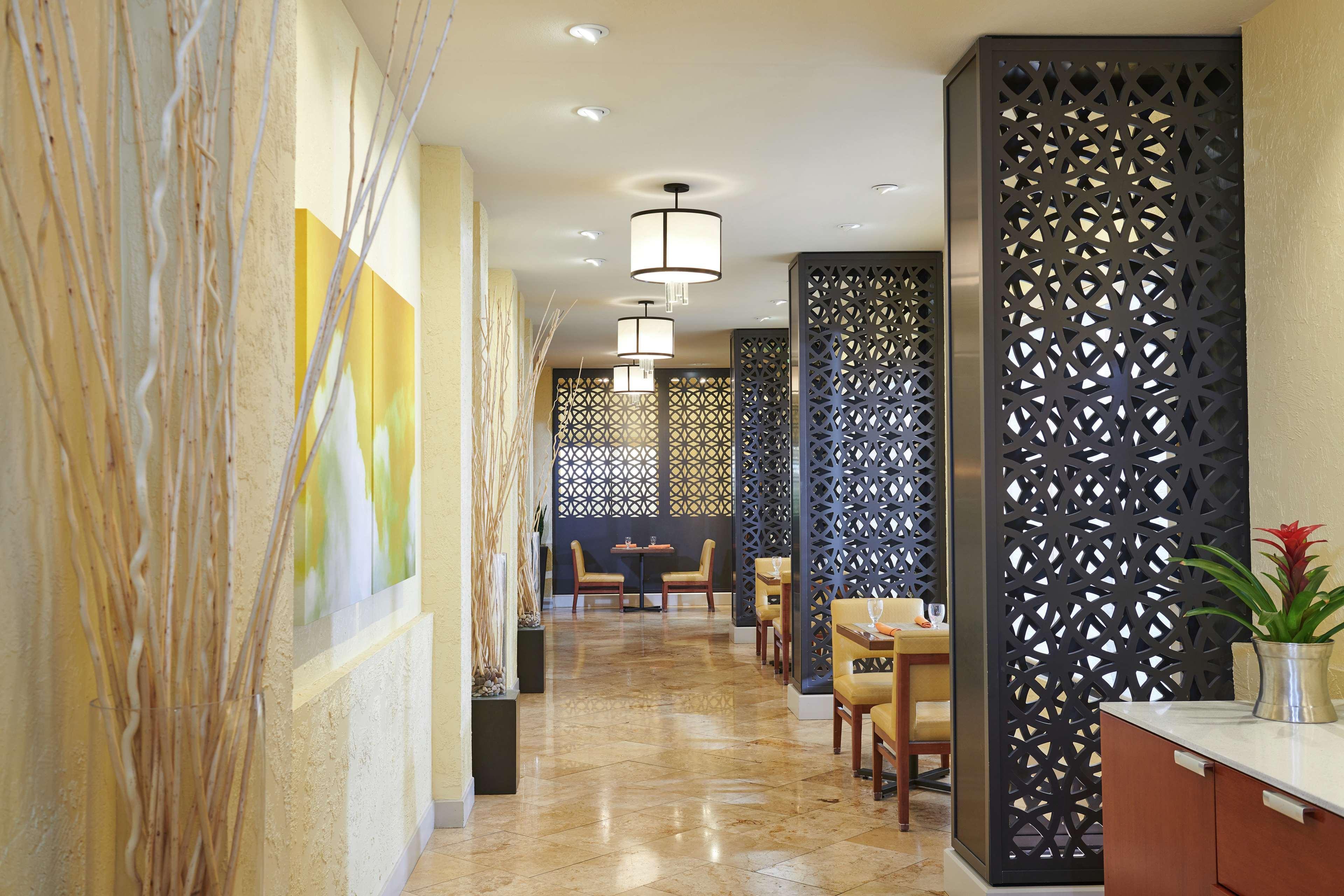 ดับเบิลทรี บาย ฮิลตัน โฮเต็ล ซอลต์เลคซิตี้แอร์พอร์ต Hotel ภายนอก รูปภาพ