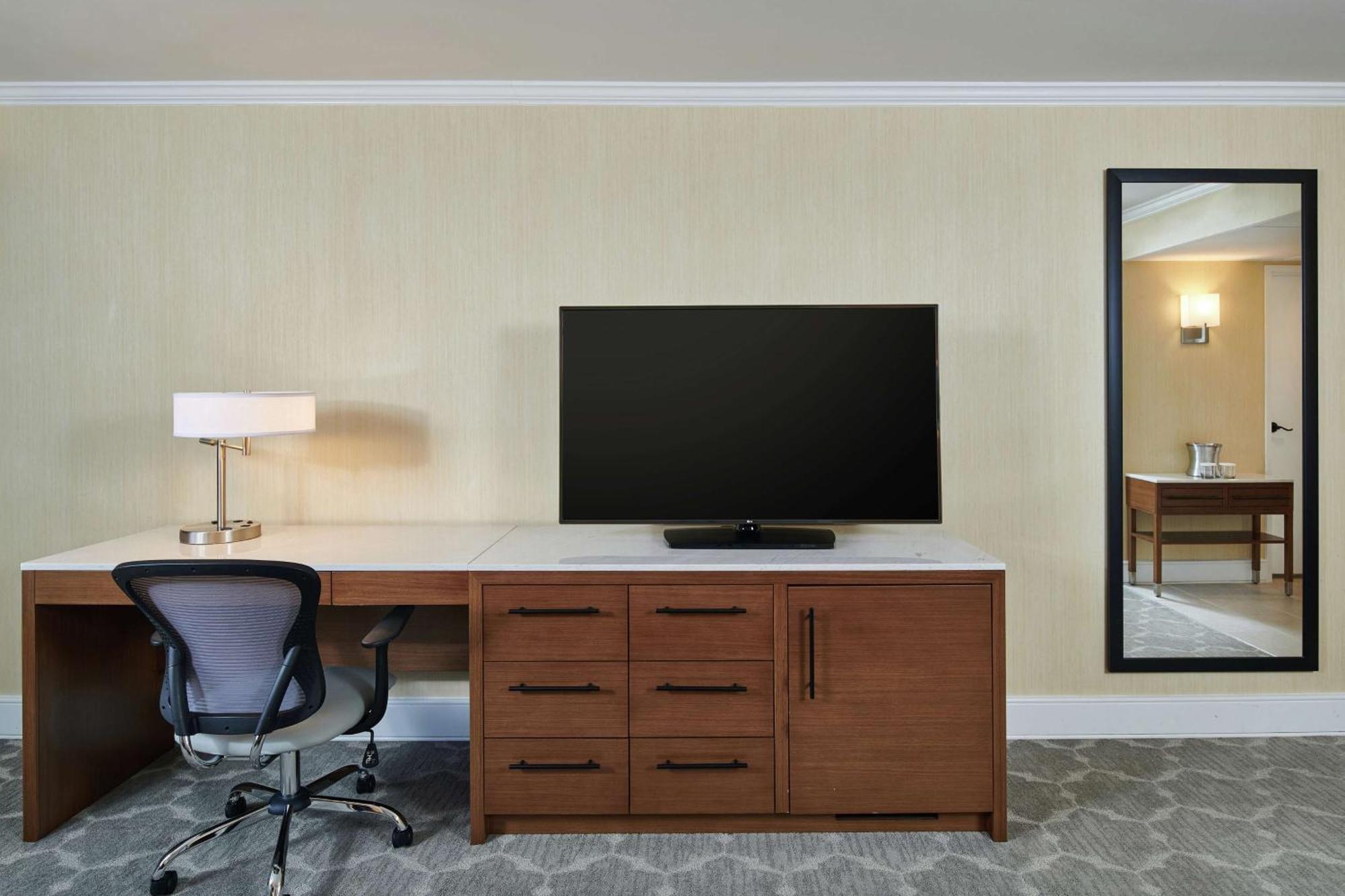 ดับเบิลทรี บาย ฮิลตัน โฮเต็ล ซอลต์เลคซิตี้แอร์พอร์ต Hotel ภายนอก รูปภาพ